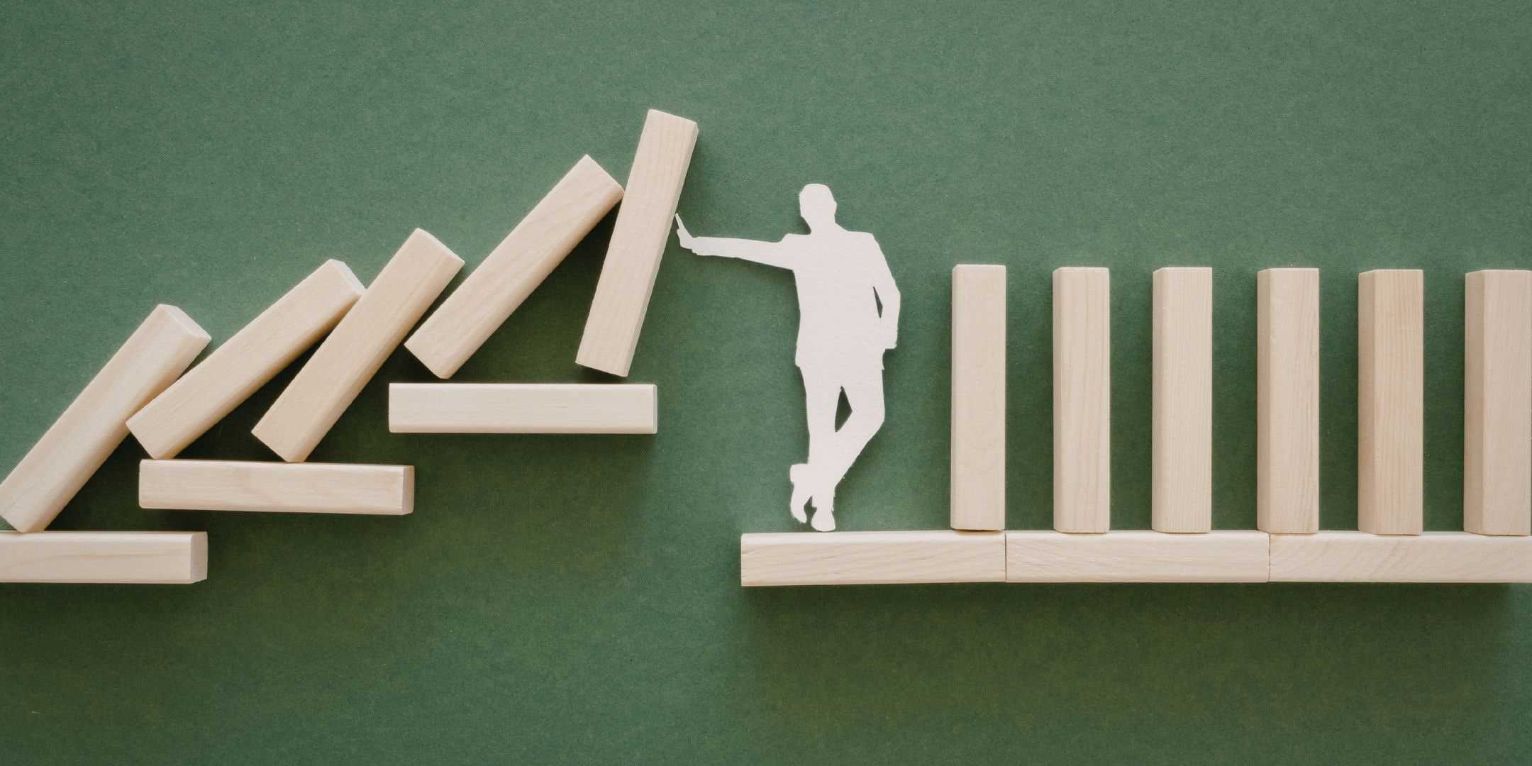 Comment éviter les revenus en dents de scie en immobilier grâce au programme 12 mois